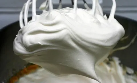 2 Receitas de Marshmallow para Cobertura de Bolo
