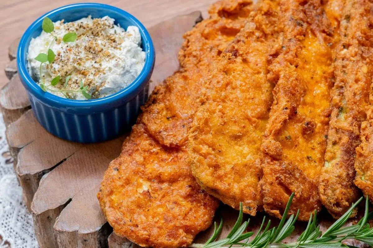 Abobrinha crocante: uma opção deliciosa e muito suculenta pa