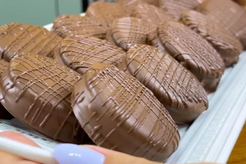 Alfajor fácil e lucrativo feito com só 3 ingredientes e sem 