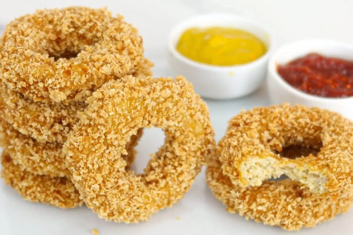 Anéis de frango crocantes: uma receita prática para servir n