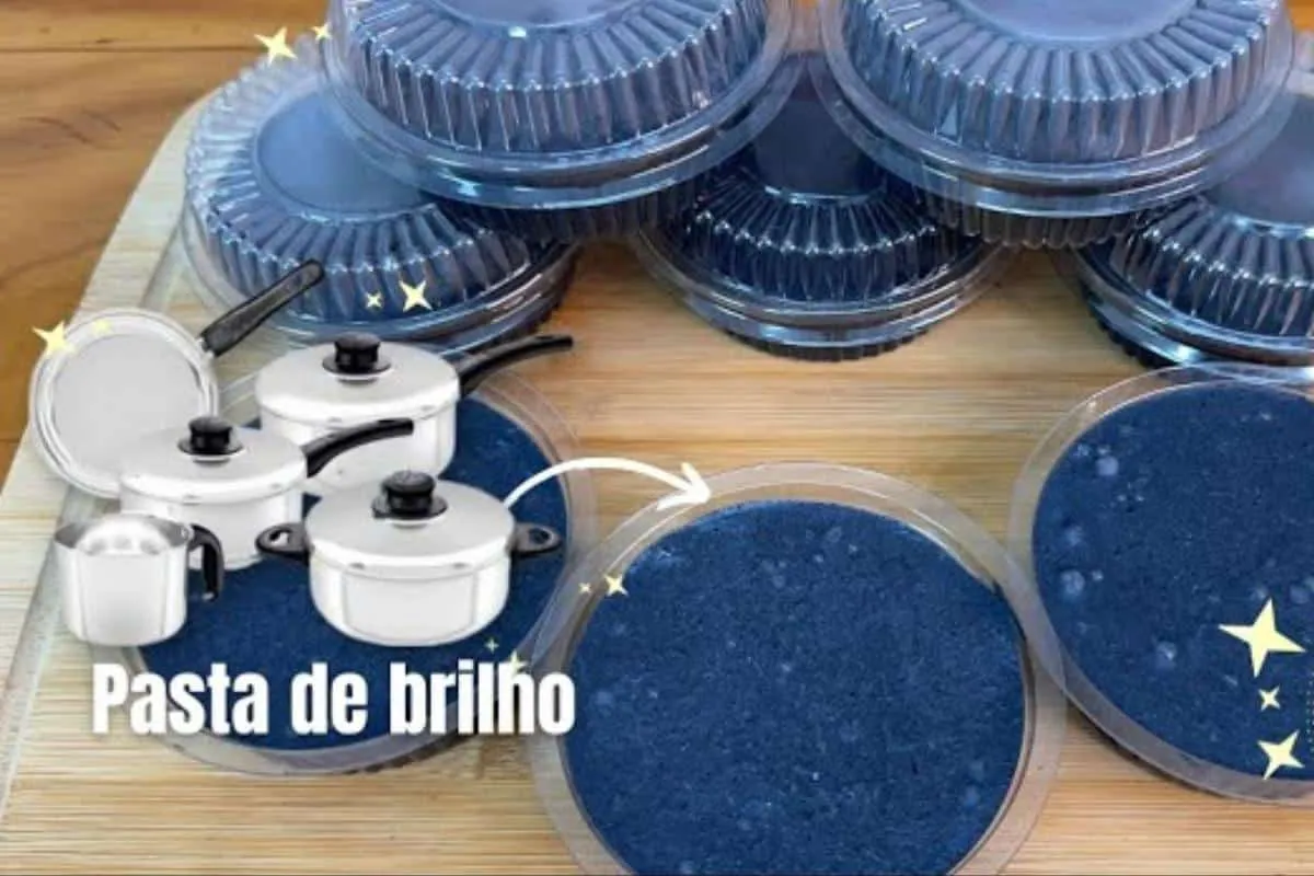 Aprendi a fazer uma pasta de brilho com carvão que ficou óti