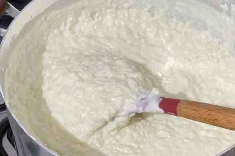 Arroz de leite cremoso: aquela receita quentinha e muito gos