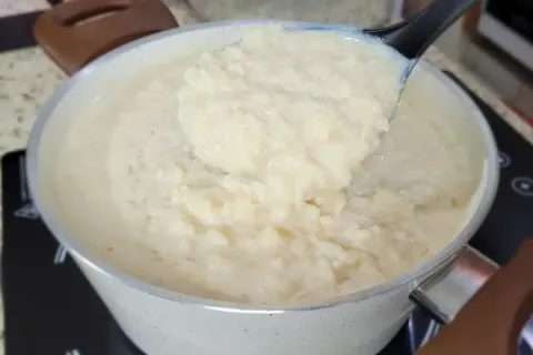 Arroz doce cremoso feito com um segredinho especial para fic