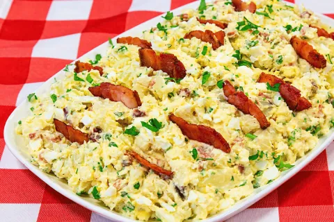 Baconese com ovos e bacon super cremosa, para acompanhar bat