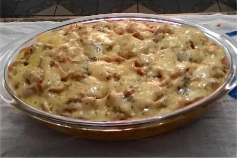 Batata com frango gratinado no forno aquela receita que você