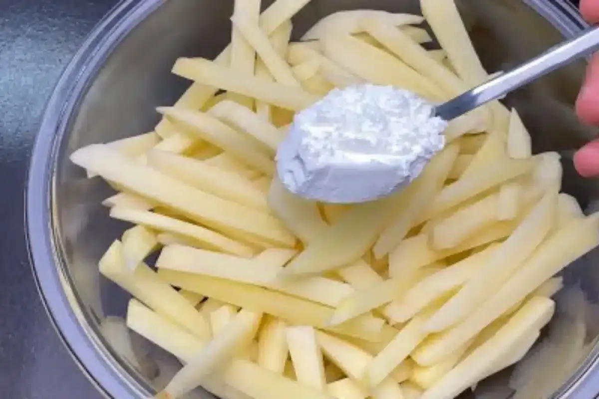 Batata frita crocante e sequinha: é assim que as lanchonetes