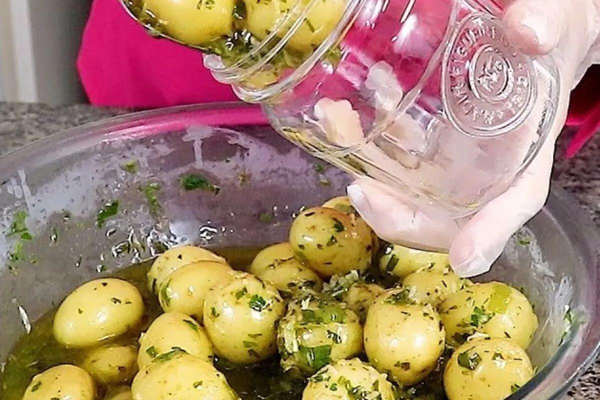 Batatinha de festa que fez sucesso nos anos 80, com um tempe