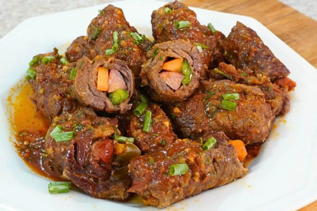 Bife rolê na panela de pressão: o resultado é uma carne muit