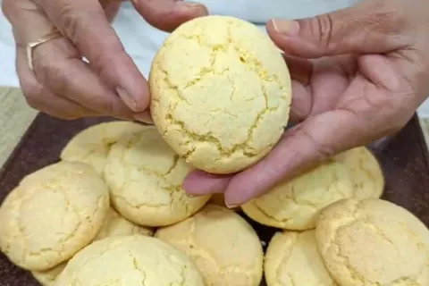 Biscoitinhos de fubá e polvilho azedo, uma ótima opção para 