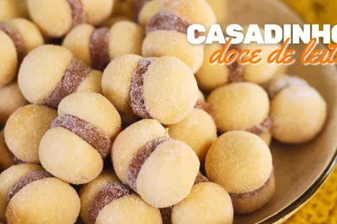 Biscoito casadinho de doce de leite: leva só 4 ingredientes 