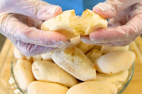 Biscoito de polvilho assado mineiro delicioso e perfeito par