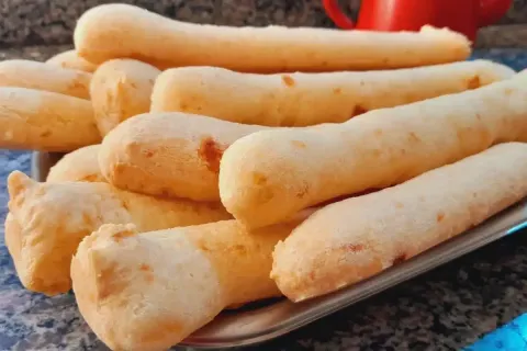 Biscoito de polvilho assado tipo peta muito fácil e rápido, 