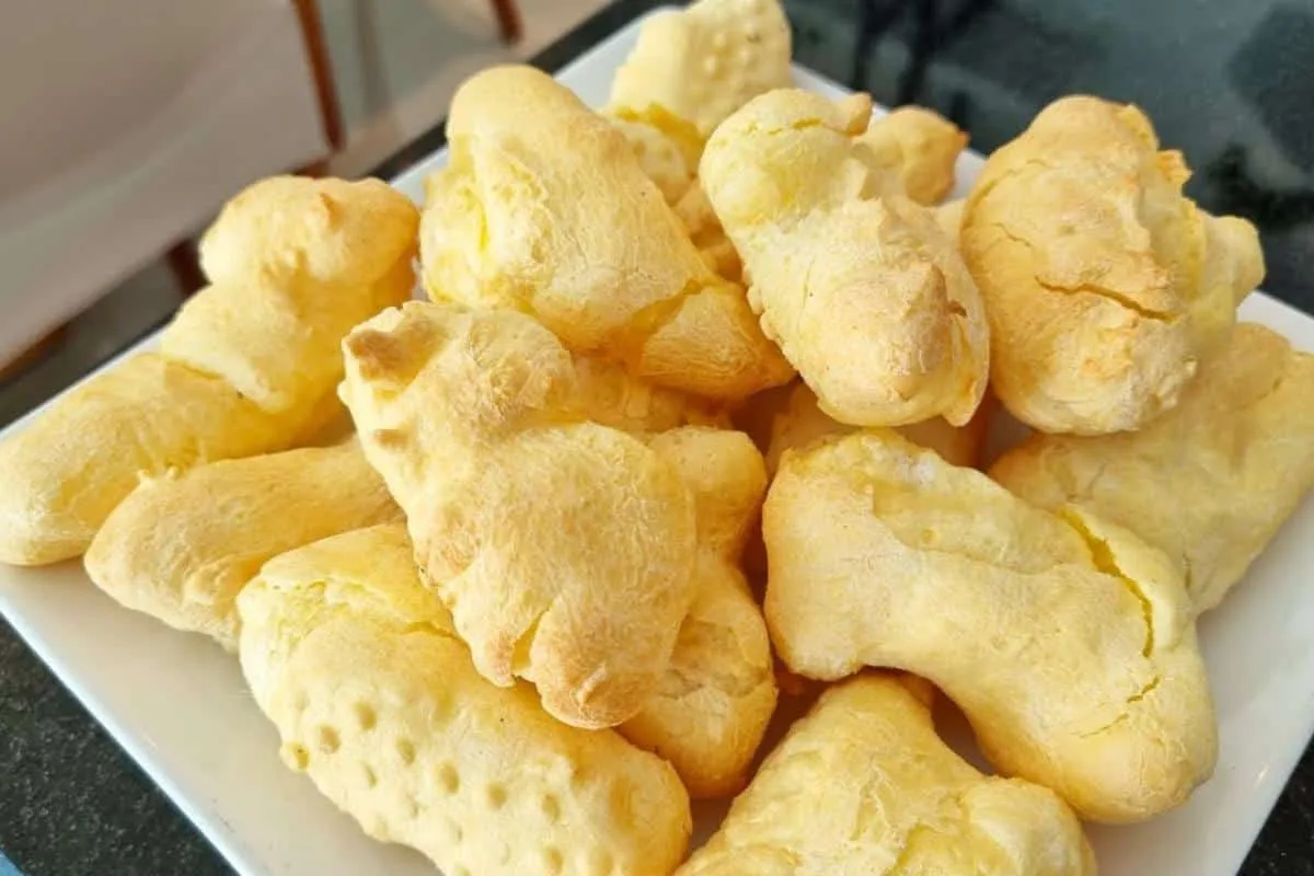 Biscoito de polvilho na air fryer que não estoura nem suja s