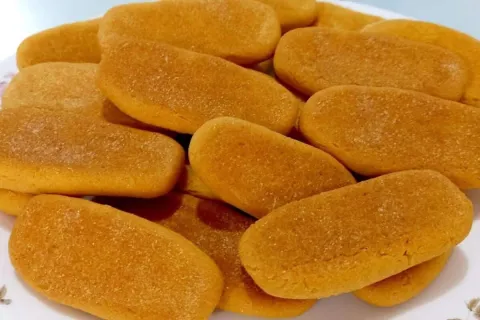 Bolacha de milho sem trigo e sem glúten que desmancha na boc