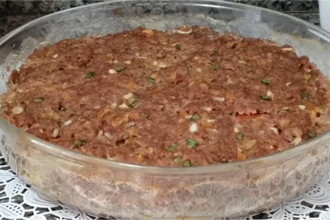 Bolão de carne: uma opção de jantar fácil e econômico que ag