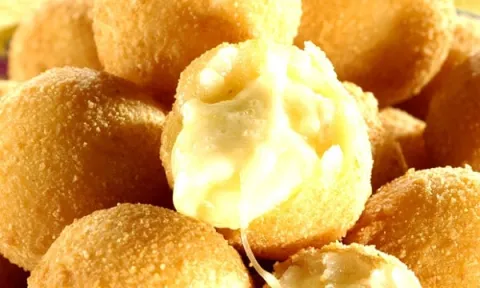 Bolinhas de Queijo sem Massa