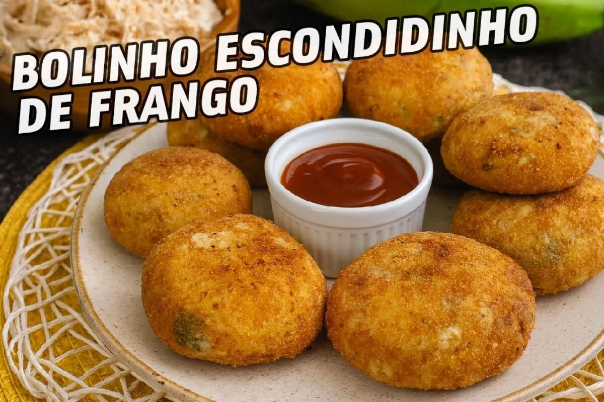 Bolinho de batata com frango cremoso que transformei do esco