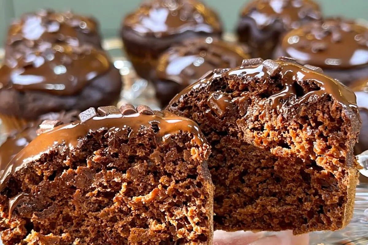 Bolinho de chocolate saudável: receita incrível sem farinha
