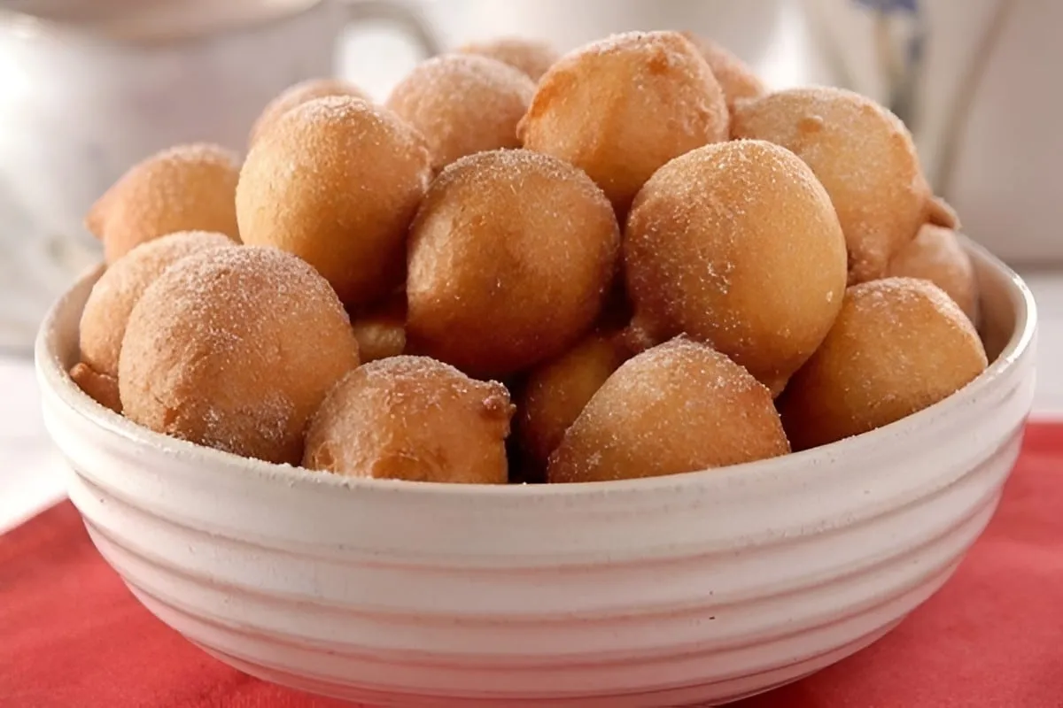 Bolinho de chuva da vovó essa é a receita que minha avó fazi