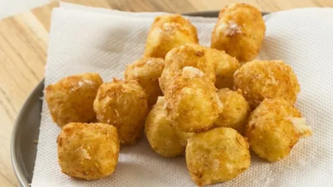 Bolinho de Mandioca com Mussarela