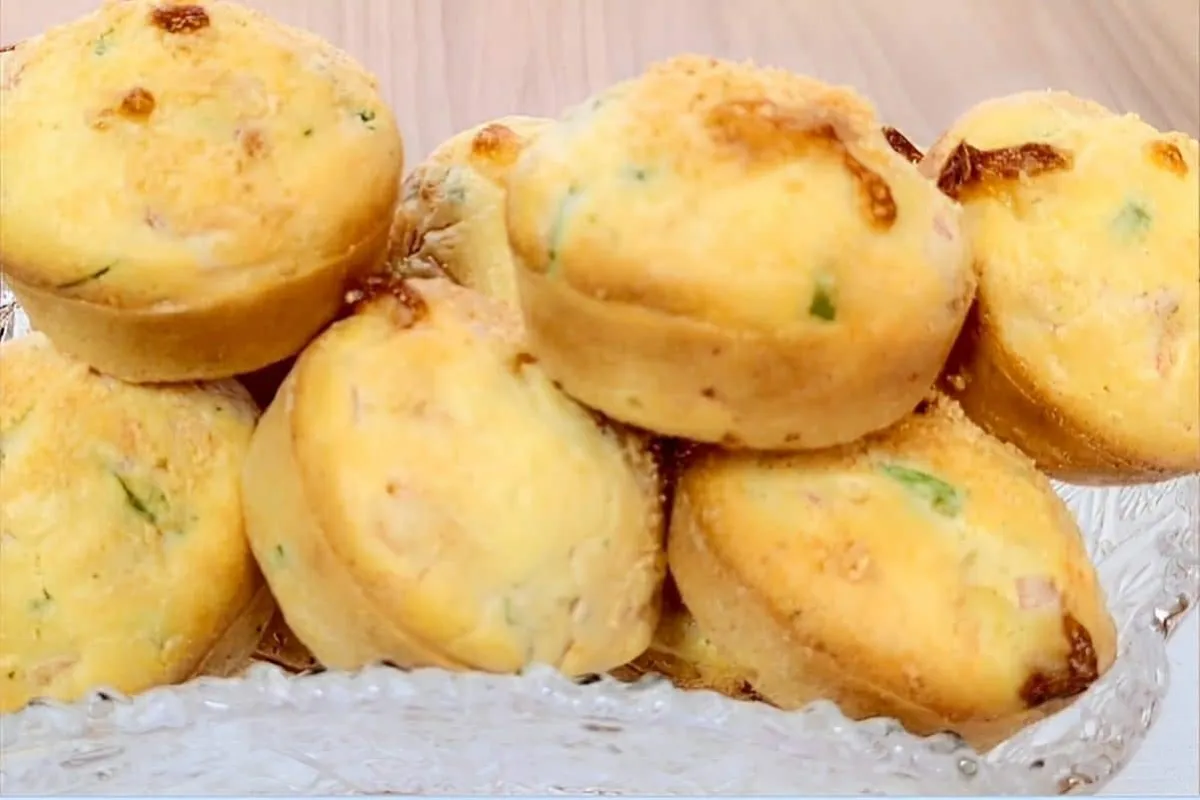 Bolinho salgado simples e fácil de fazer para comer a qualqu