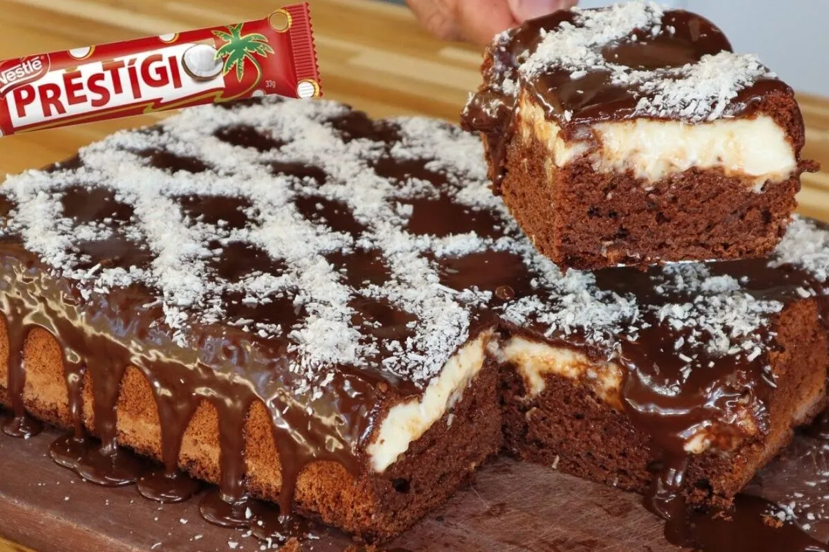 Bolo bomba de prestígio, que já sai recheado do forno e fica