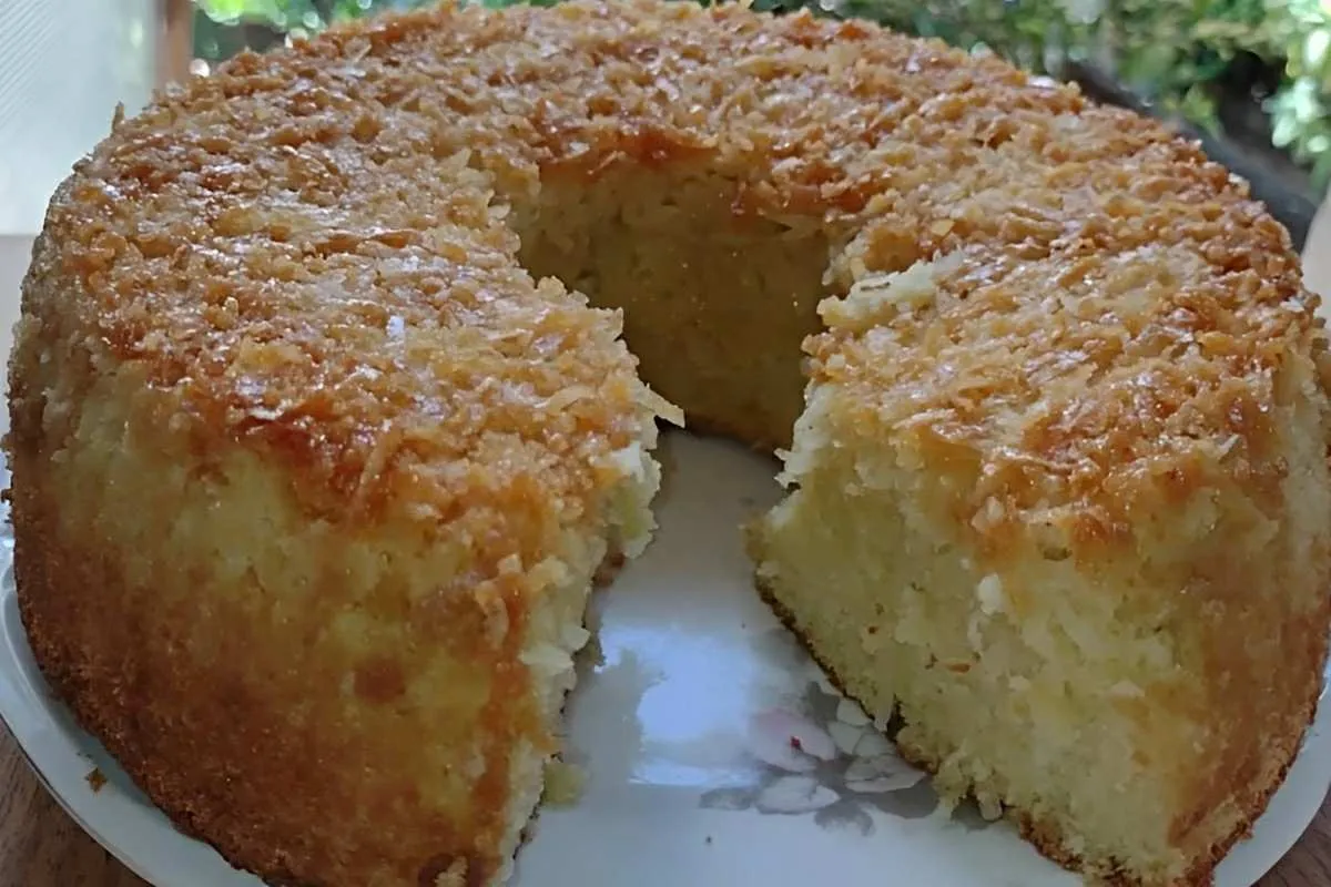 Bolo de coco simples e fácil um bolo perfeito para o seu lan