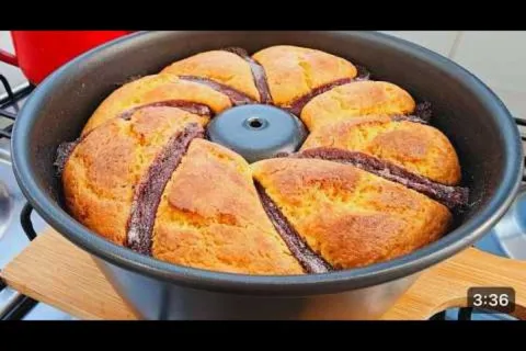 Bolo de fubá sem trigo, com uma massa fofinha e rápida, perf