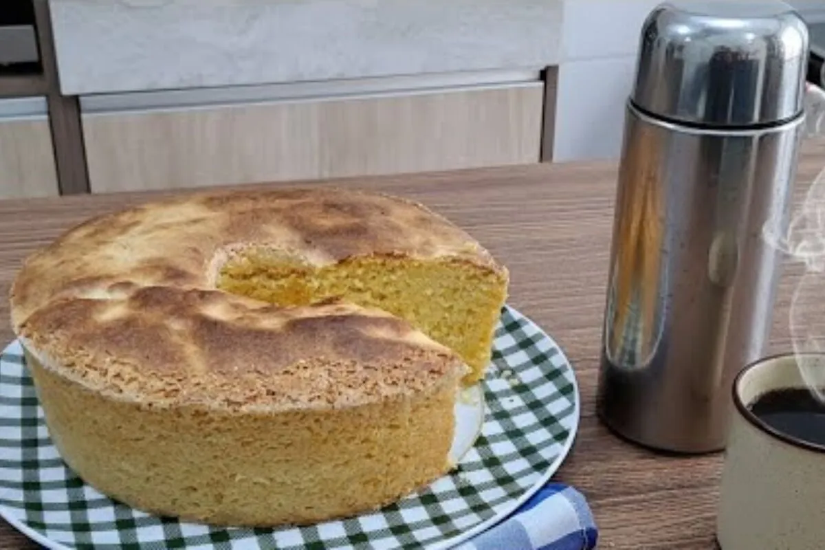 Bolo de leite condensado com milho verde feito no liquidific