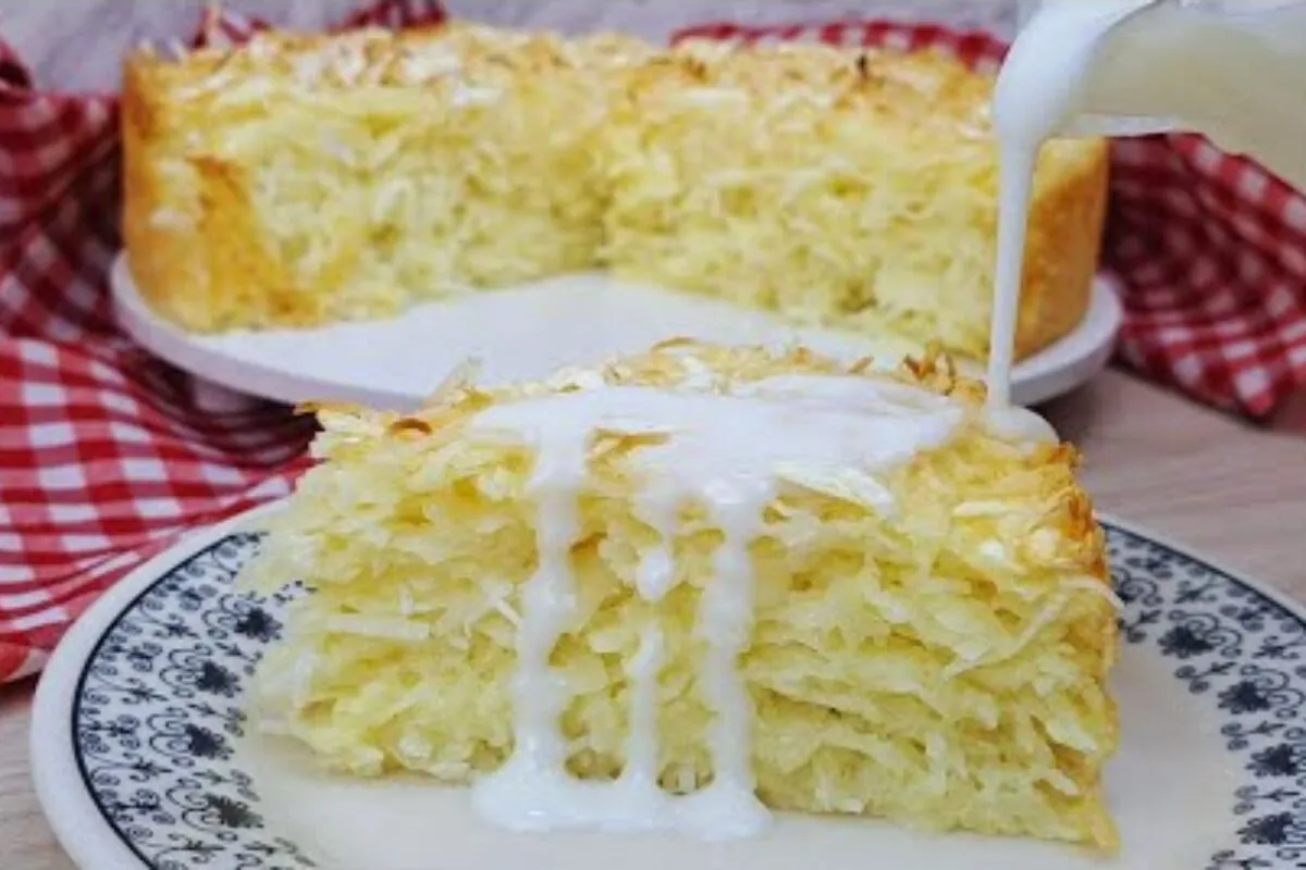 Bolo de mandioca com coco cremoso: a receita cremosa e delic