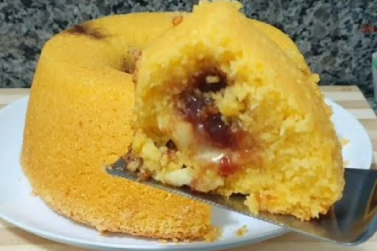 Bolo de milho com queijo e goiabada: uma receita tão fofinha