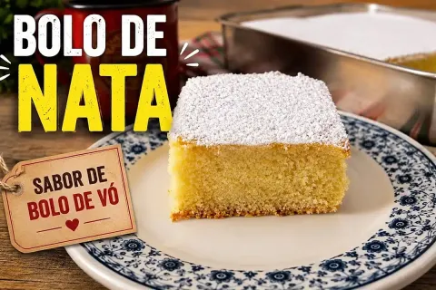 Bolo de nata da vó fofo com textura leve e massa divina, par