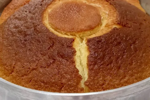 Bolo de polvilho ligadinho: uma opção deliciosa, fácil, econ