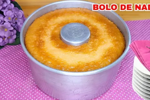 Bolo de trigo simples feito com aquele segredo de vó para fi