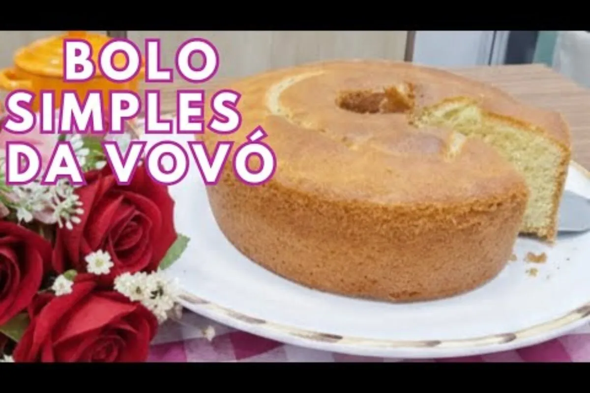 Bolo feito à mão simples e fofinho, uma típica  receita da v