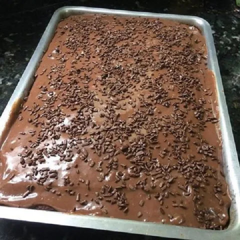 Bolo Gelado de Chocolate