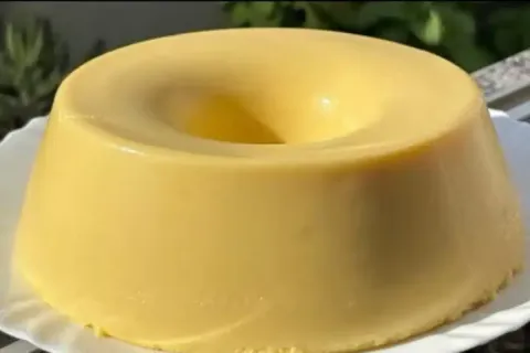 Bolo pamonha que não vai ao forno e não usa ovos, uma delíci