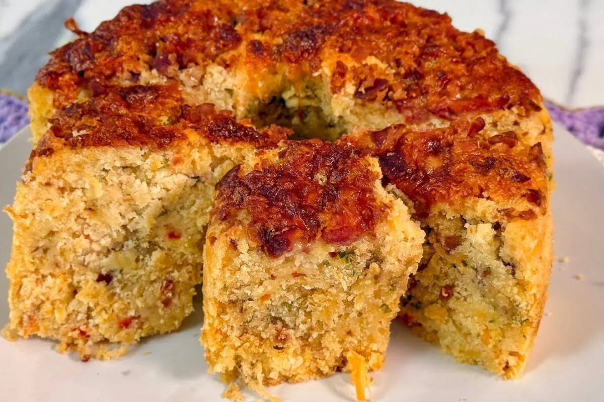 Bolo salgado de frango: ótimo para o lanche ou substituir o