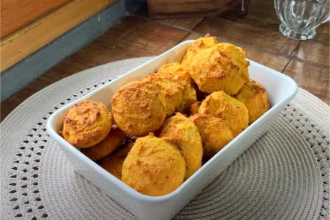 Broa de fubá de colher: essa receita é super simples de faze