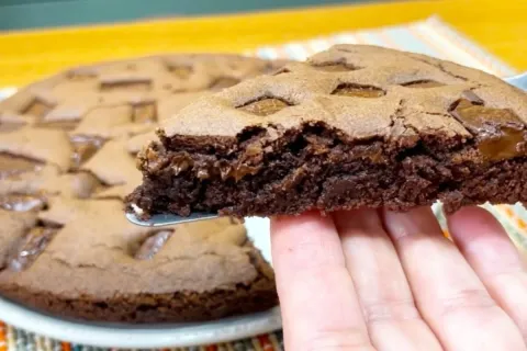 Brownie na airfryer: uma receita de chocolate econômica, ráp