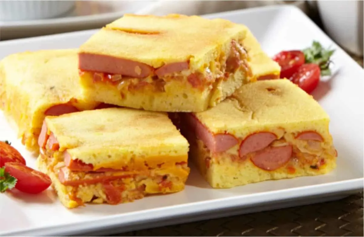 Cachorro quente de forno fácil e maravilhoso feito com ingre
