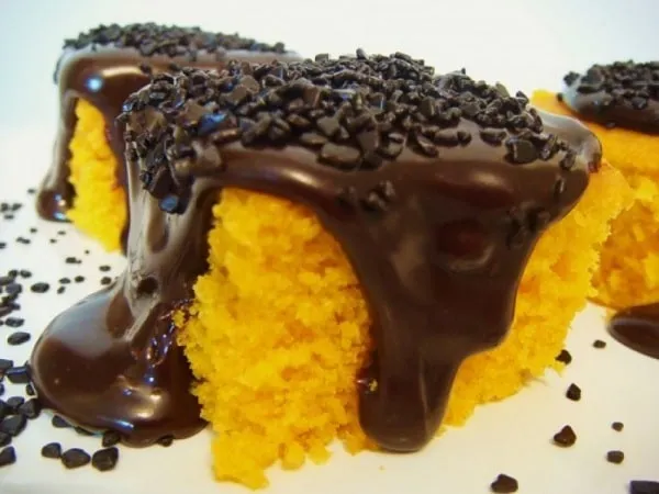 Calda de Chocolate Para Bolo