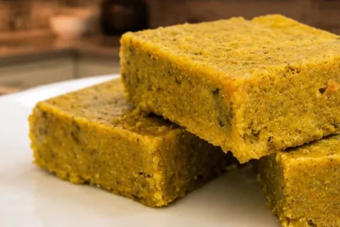 Caldo de legumes caseiro em tablete, super saudável e temper