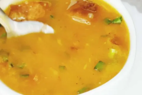 Caldo de mandioca mineiro muito saboroso e encorpado, perfei