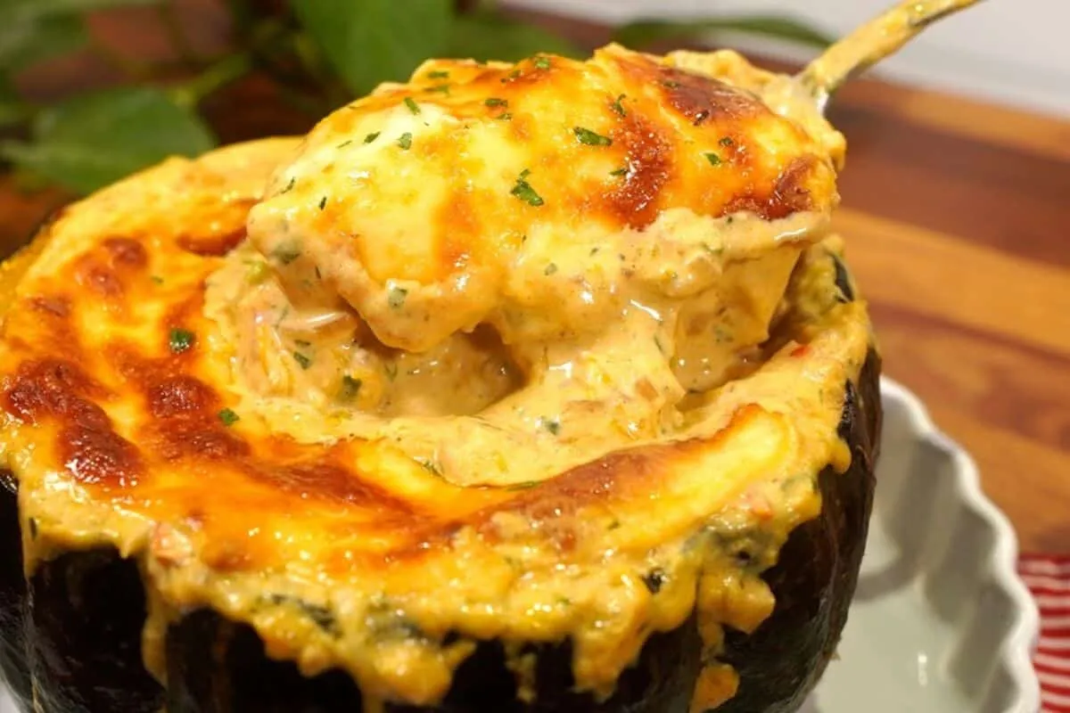 Camarão na abóbora simples e delicioso prato fácil e maravil