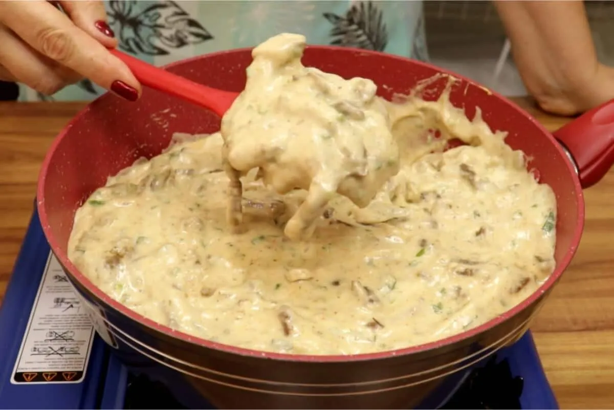 Carne com creme de batatas mega especial para deixar seu jan