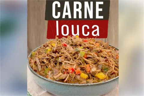 Carne louca saborosa e bem temperada para acompanhar o lanch