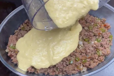 Carne moída ao forno: um prato fácil e barato para seu almoç