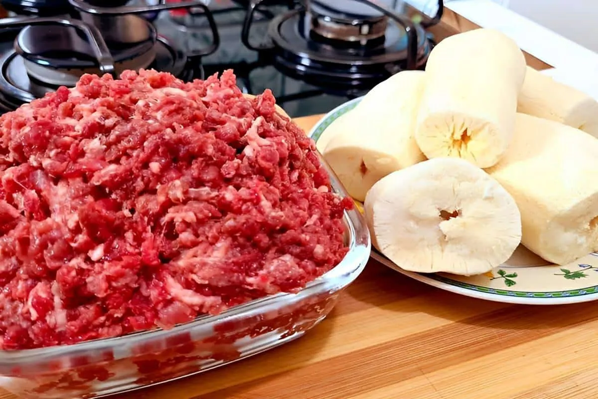 Carne moída com aipim uma combinação deliciosa perfeita para