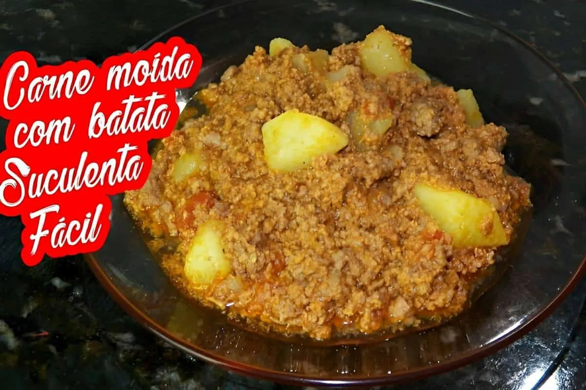 Carne moída com batata bem suculenta e saborosa perfeita par